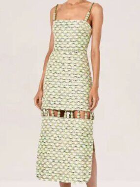 alexis adeline floral embroidered dress Alexis Adeline Floral Embroidered Dress. Size SMALL. Pre-Owned